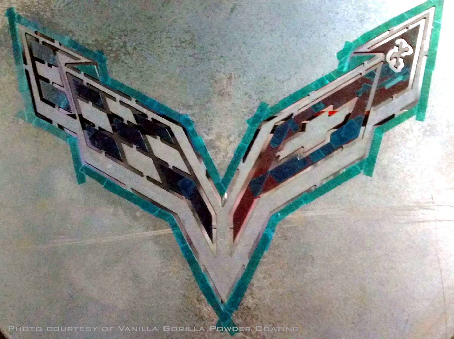 Partial masking of Corvette table for multiple-color powder coating
